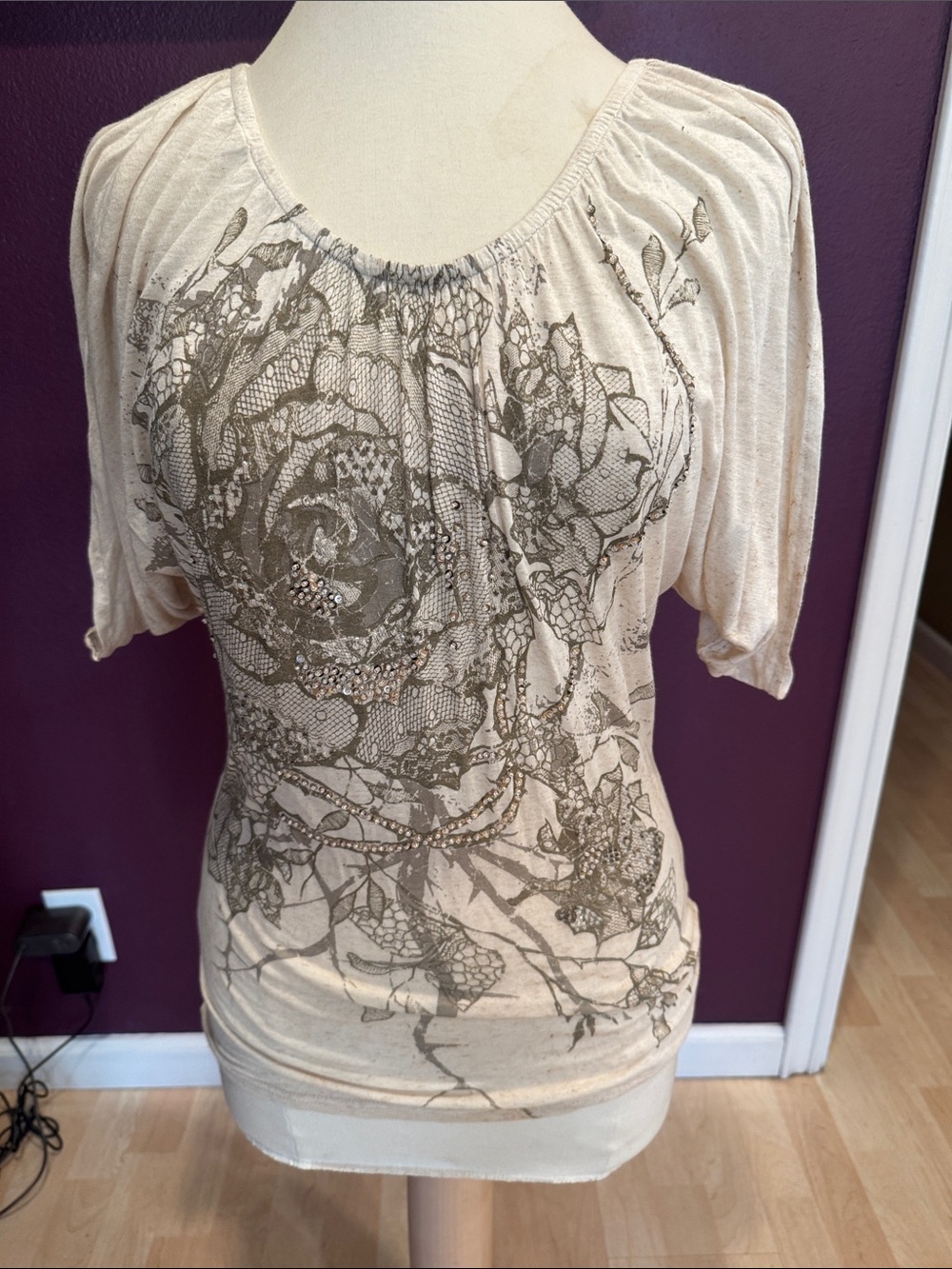 Women's Cream Floral Lace-Print Short Sleeve Tee